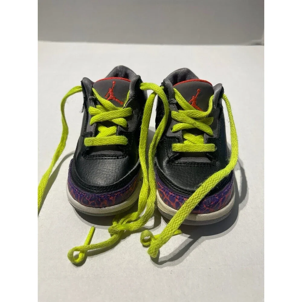 Jordan 3 Retro 832033-039 Black/Atomic Red/Cement Grey/Volt Size 5C